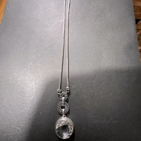 John Hardy 10” necklace with dotted silver and clear quartz stone. Like new - Picture 3 of 4